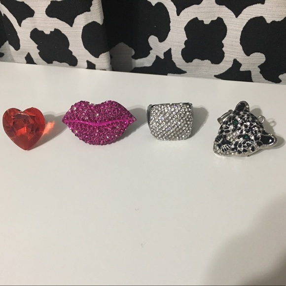NA Jewelry - Statement Cocktail 4 Rings Lips Jaguar Heart